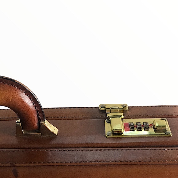 1980s Vintage GUCCI Leather Business Bag Briefcase Attaché Black